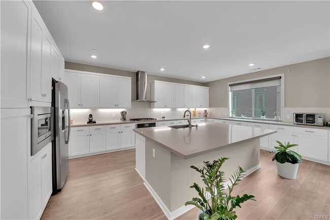 Building Photo - 203 Bowery