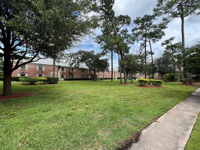 Building Photo - 524 Georgetown Dr