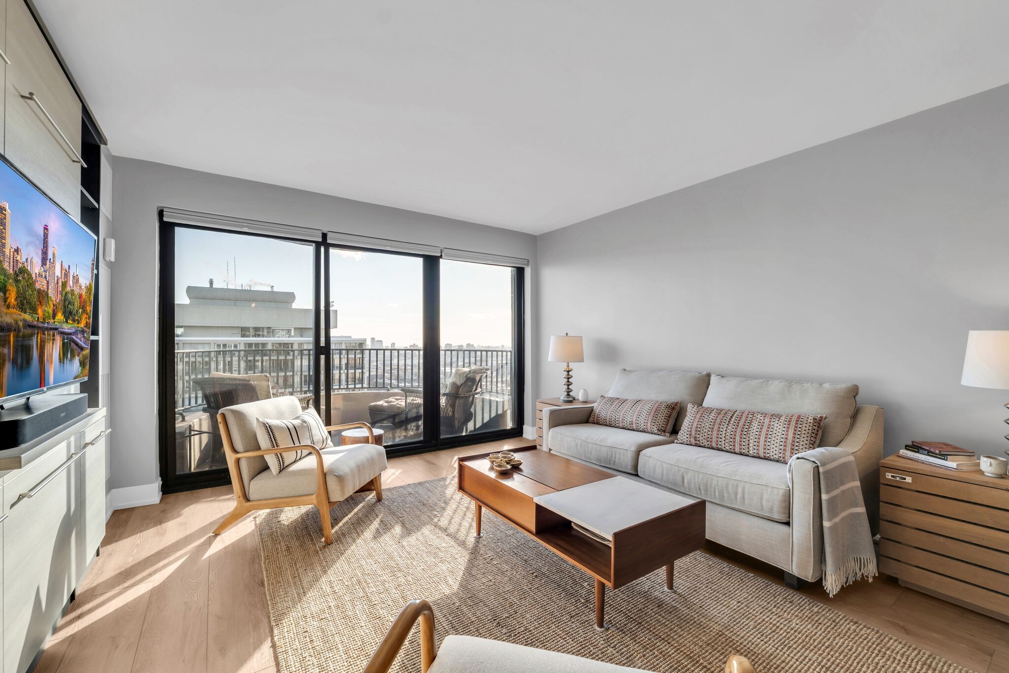 GREAT VIEWS - 2020 N Lincoln Park W