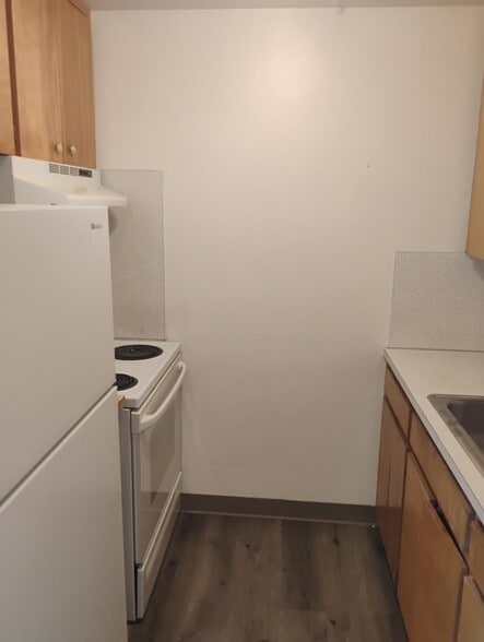 Building Photo - Briarwood Apartment Homes