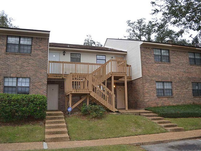 first floor (right) near parking - 1104 Greentree Ct