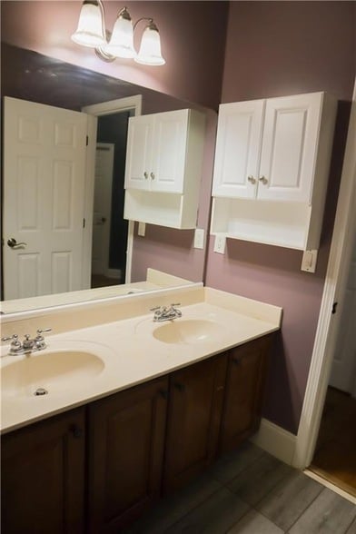 Building Photo - 1526 Lechemin Dr