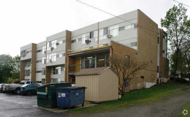 Building Photo - St. Andrew’s Court