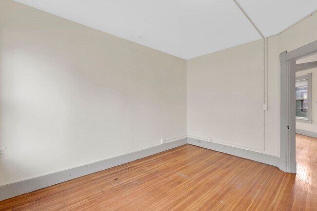 Building Photo - 65 Firglade Ave