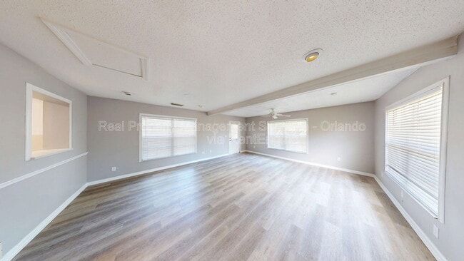 Building Photo - 506 Parson Brown Way