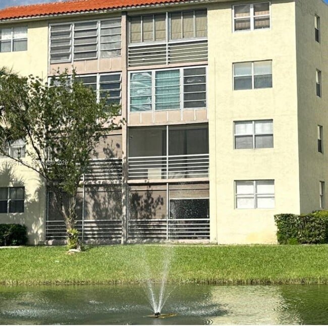 Building Photo - 1820 SW 81st Ave