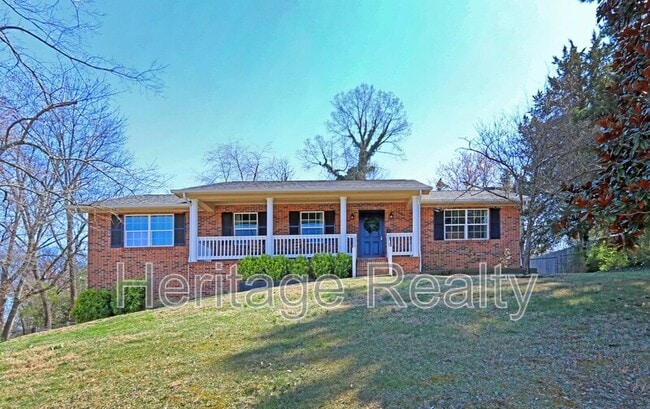 Primary Photo - 9608 Clearwater Dr