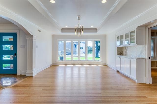 Building Photo - 7127 Brookshire Cir