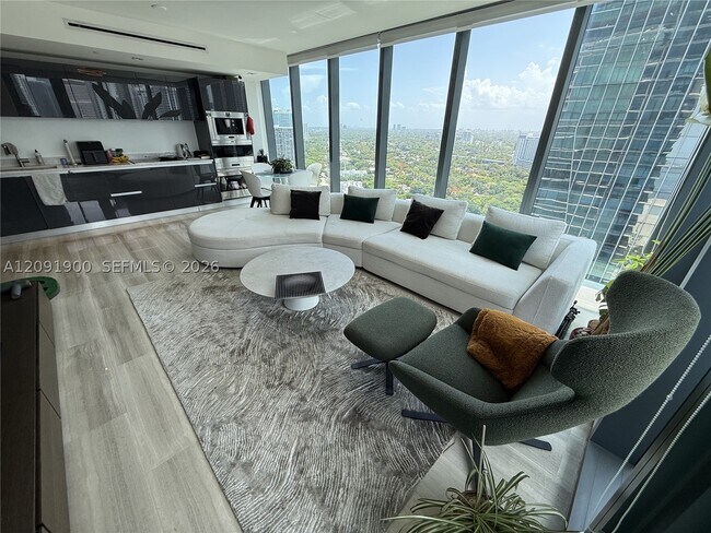 Building Photo - 1451 Brickell Ave