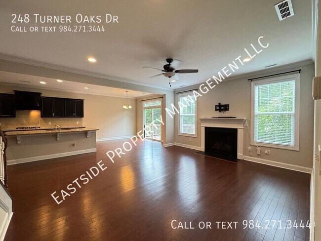 Building Photo - 248 Turner Oaks Dr