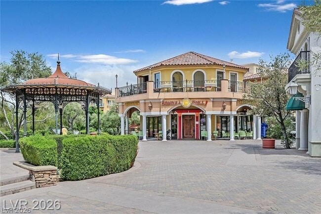 Building Photo - 30 Strada Di Villaggio