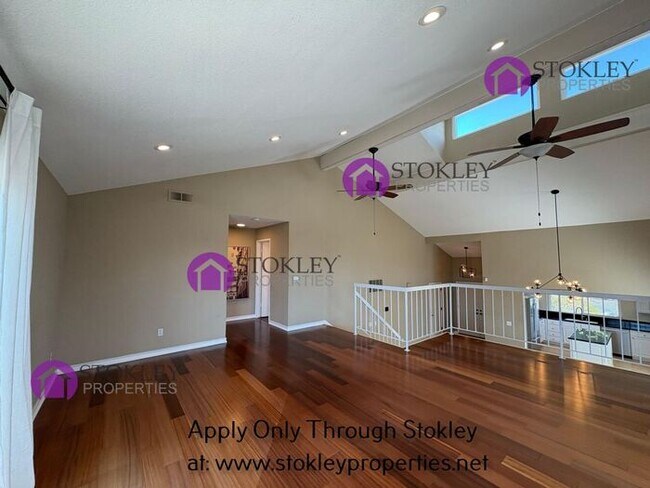 Building Photo - 55 St Thomas Ln