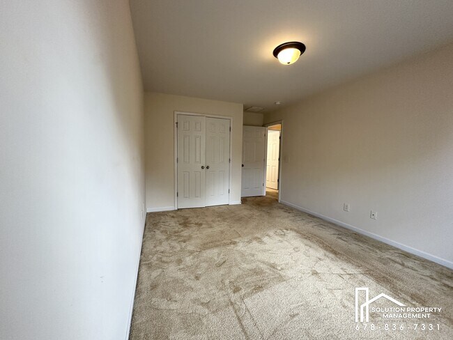 Building Photo - 34 N Oaks Cir