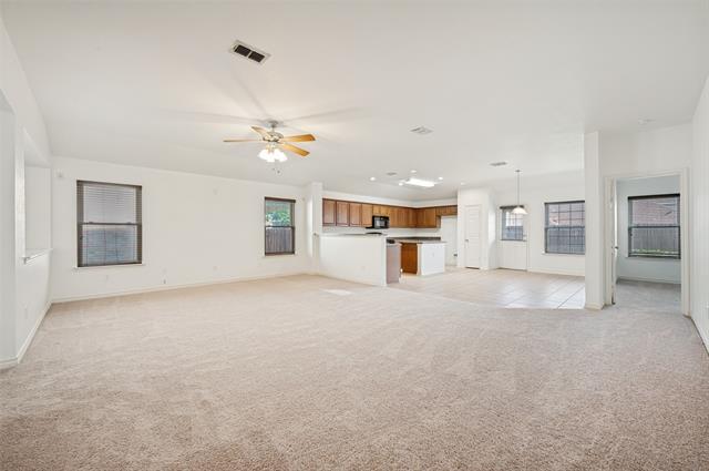 Building Photo - 2683 Lake Ridge Dr