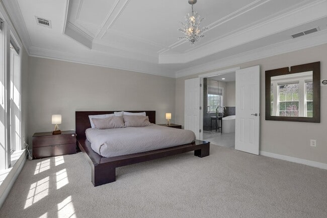 Building Photo - 3005 Coral Bell Ln