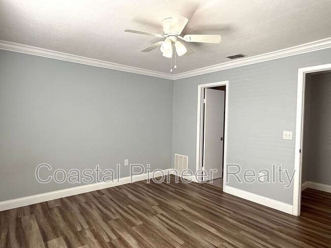 Building Photo - 11815 Cypress Hill Cir