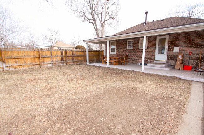 Building Photo - 2995 Leyden St