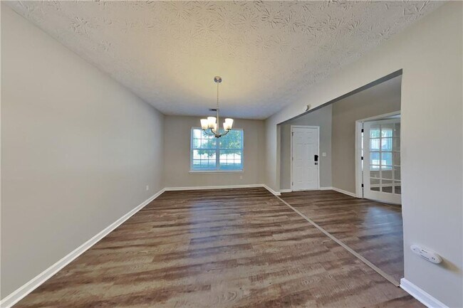 Building Photo - 603 Stonecrest Dr