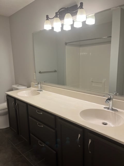 Building Photo - 1234 Crystal Pl E