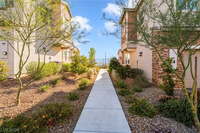 Building Photo - 6144 Rathbone St