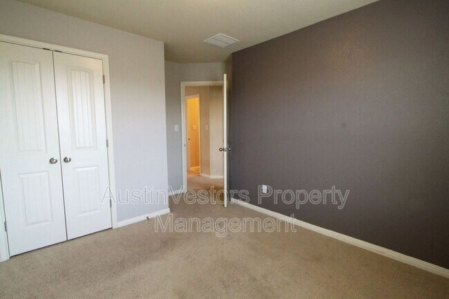 Building Photo - 4504 Esper Ln