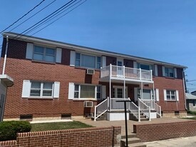 Building Photo - 227 W Caracas Ave