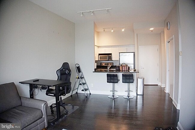 Building Photo - 7500 Woodmont Ave