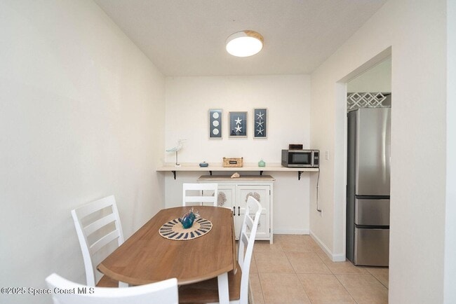 Building Photo - Furnished and Available April 6th 2026