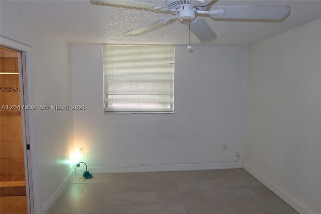 Building Photo - 10835 SW 112th St