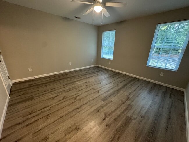 Building Photo - Conway - 3 Bedroom / 2 Bathroom Home