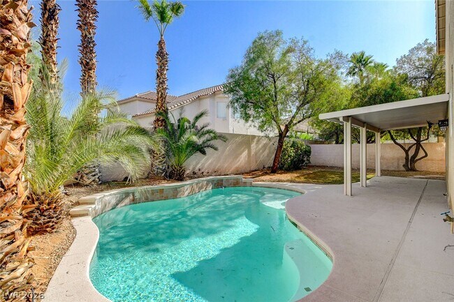 Building Photo - 8401 Desert Quail Dr