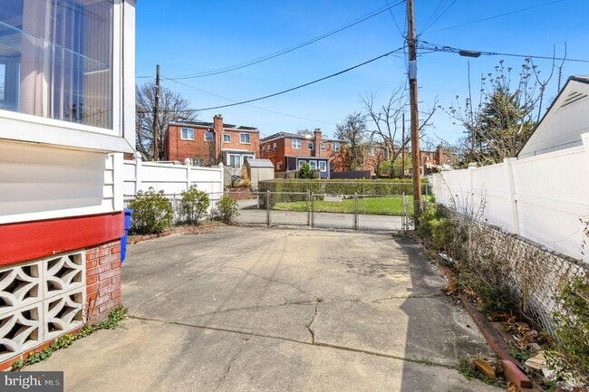 Building Photo - 7519 8th St NW