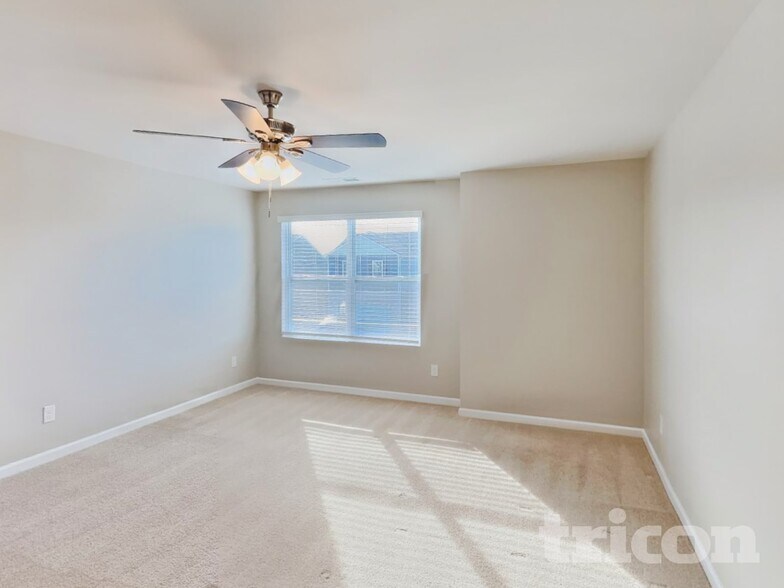 Building Photo - 1813 Wellwood LN