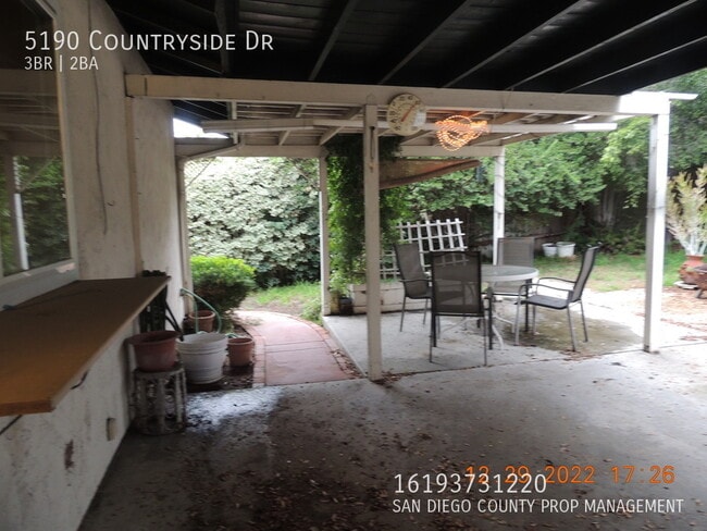 Building Photo - 5190 Countryside Dr