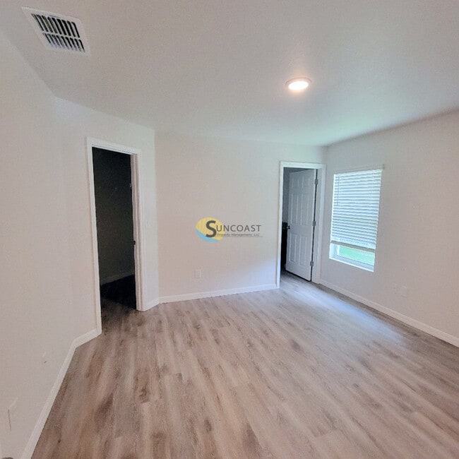 Building Photo - STUNNING 2BR/2BA Home for Rent!