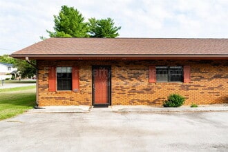 Building Photo - 1828 Lively Rd