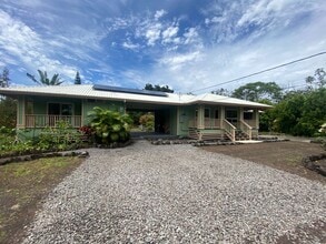 Building Photo - 3/2 In The Hawaiian Paradise Park Sunbelt!