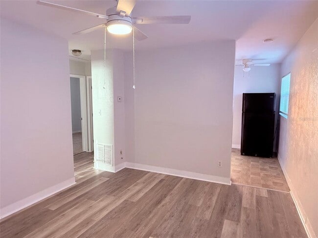 Building Photo - 1544 77th Ave N