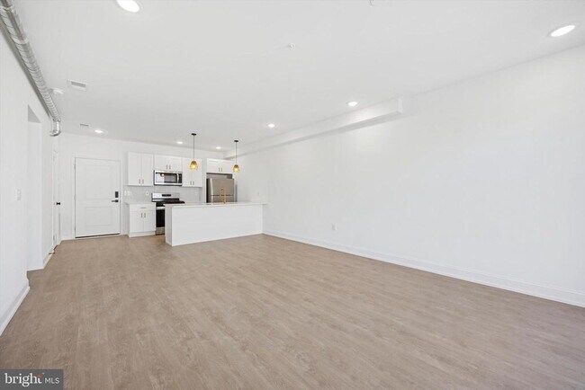 Building Photo - 1614 Ridge Ave