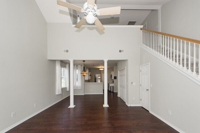 Building Photo - 3 Bedroom 3 Bath Single Family Home in Bridges of Summerville - Summerville