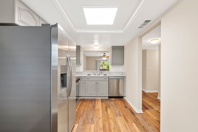 Building Photo - North Bay Village Condo