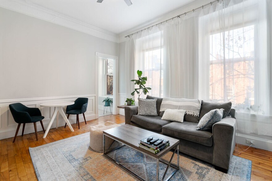 Building Photo - 1411 Washington St