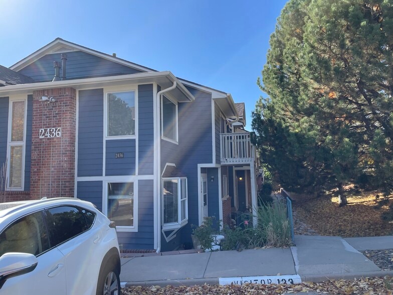 Building Photo - 2436 W 82nd Pl