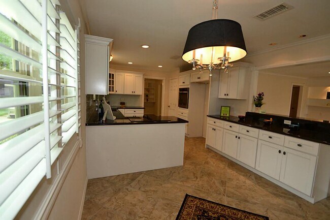 Building Photo - 4911 Wigton Dr