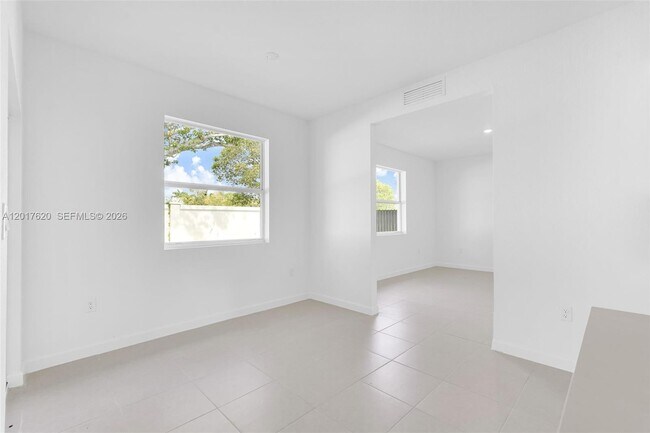Building Photo - 27232 SW 159th Path