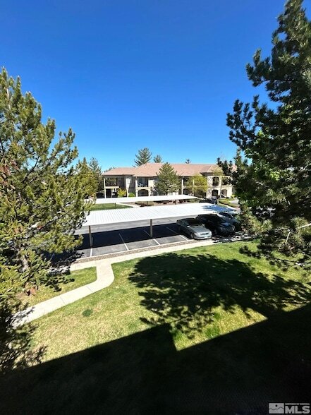 Building Photo - 6850 Sharlands Ave.