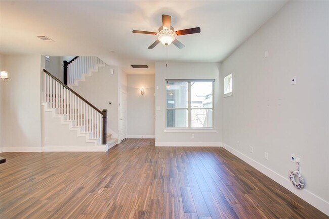 Building Photo - 18118 Moonlit River Dr