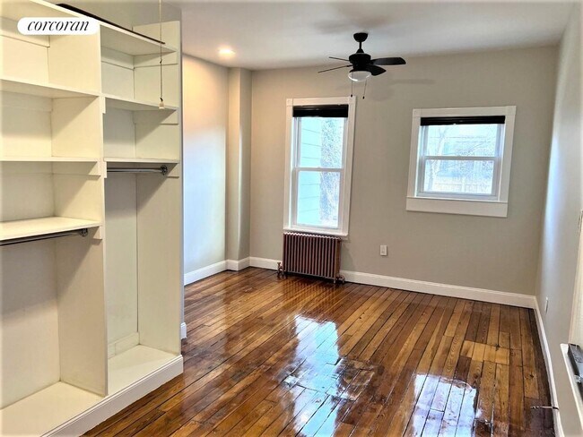 Building Photo - 543 76th St