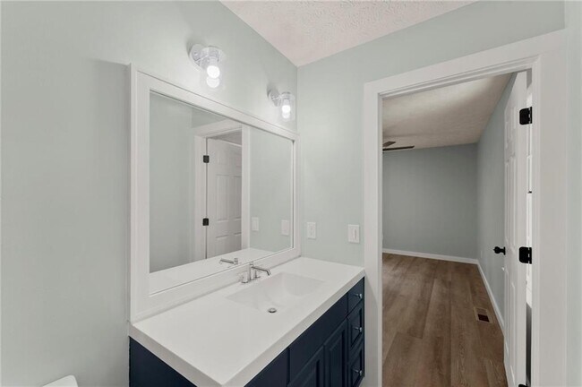 Building Photo - 2440 Red Fox Run NW