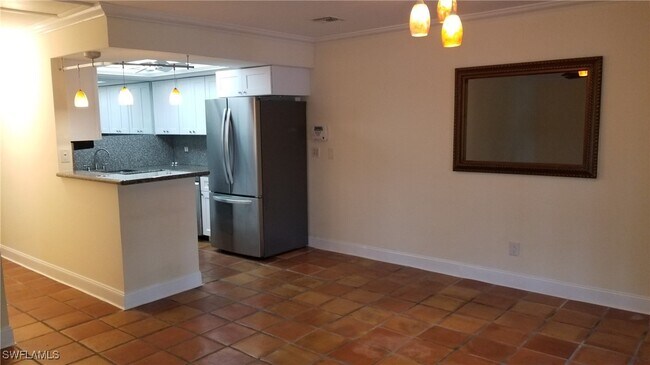 Building Photo - 1475 Curlew Ave